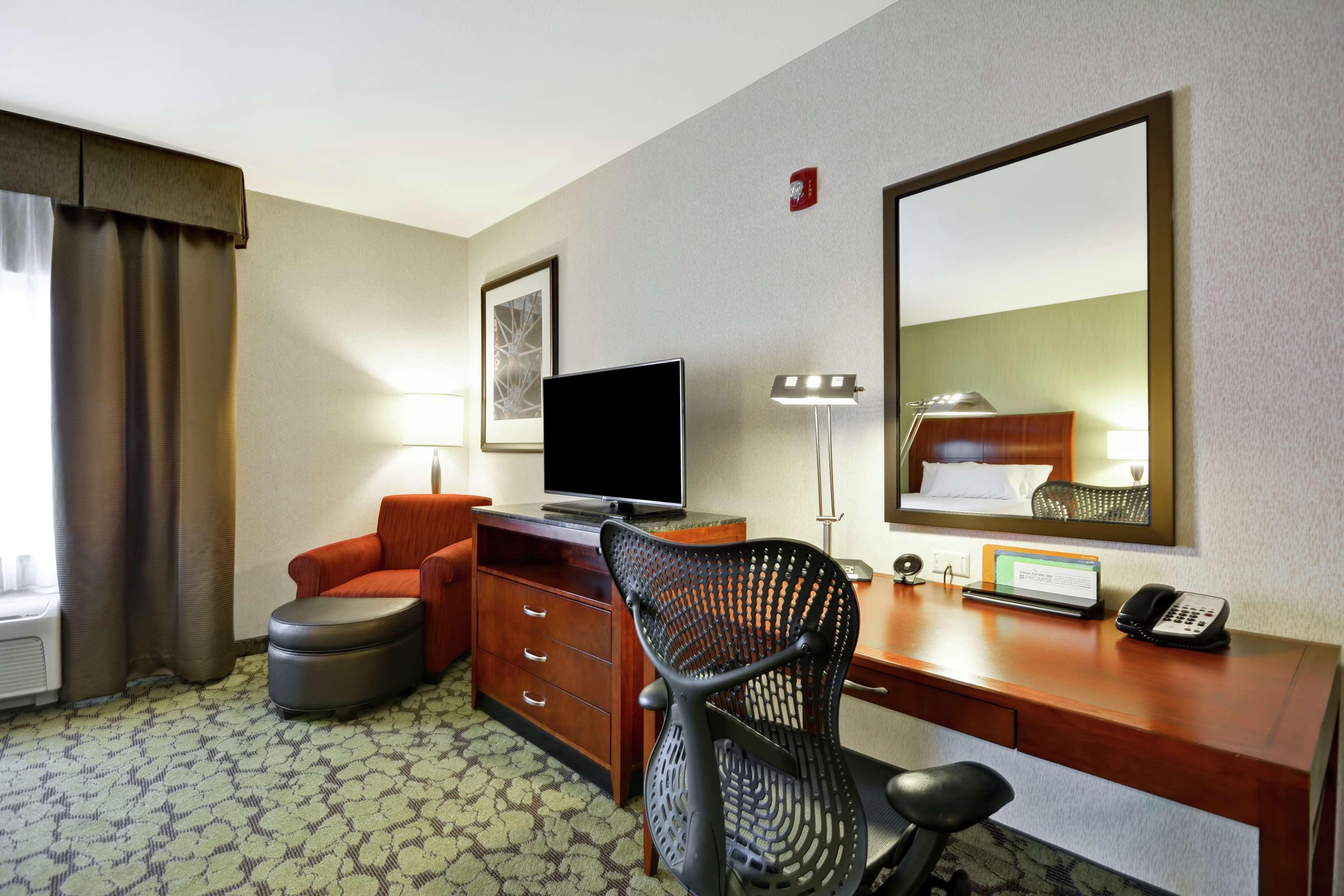 Hilton Garden Inn Fort Collins Esterno foto
