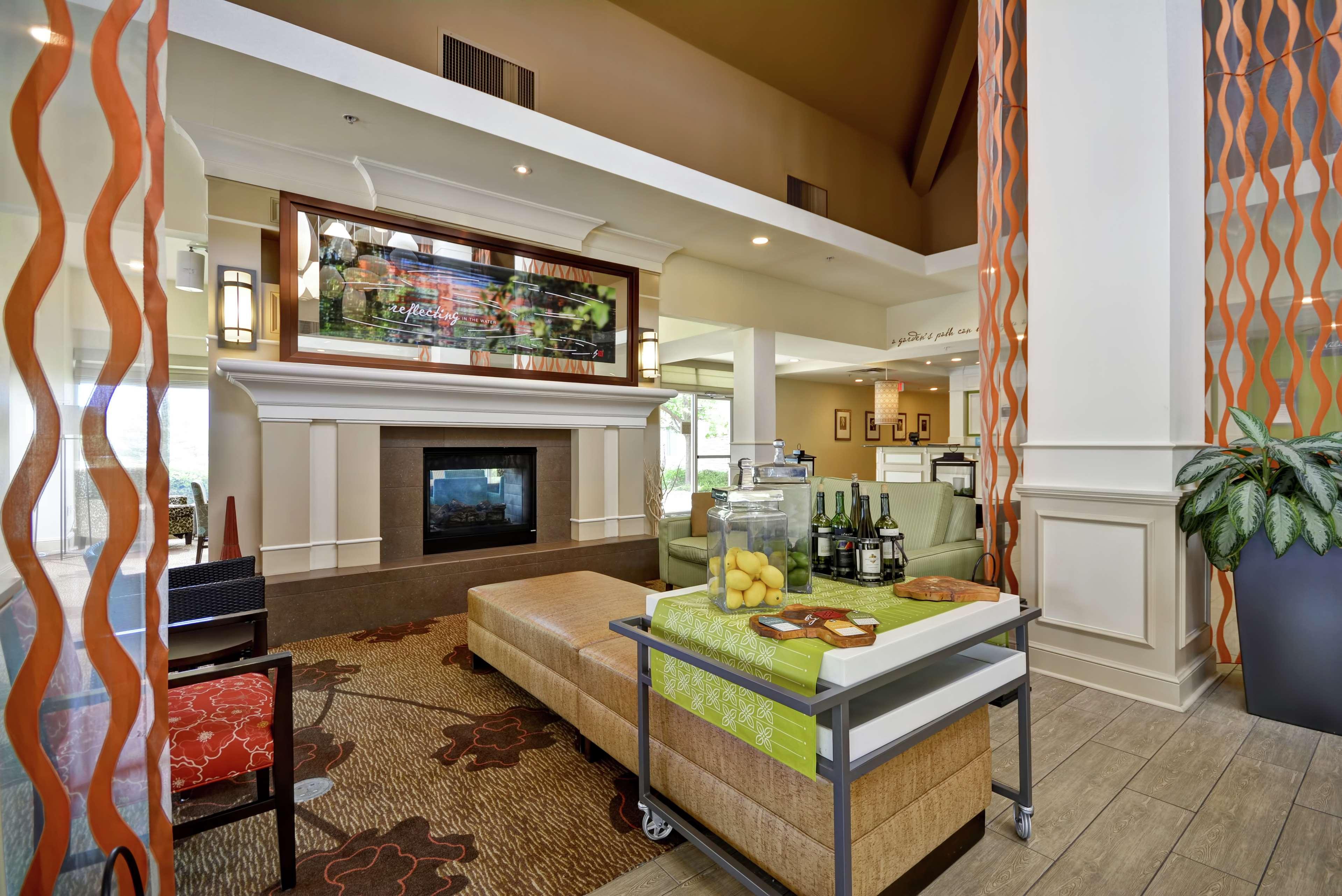 Hilton Garden Inn Fort Collins Esterno foto