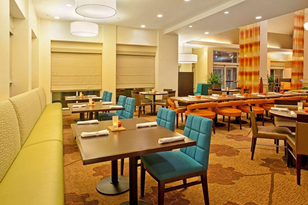 Hilton Garden Inn Fort Collins Esterno foto